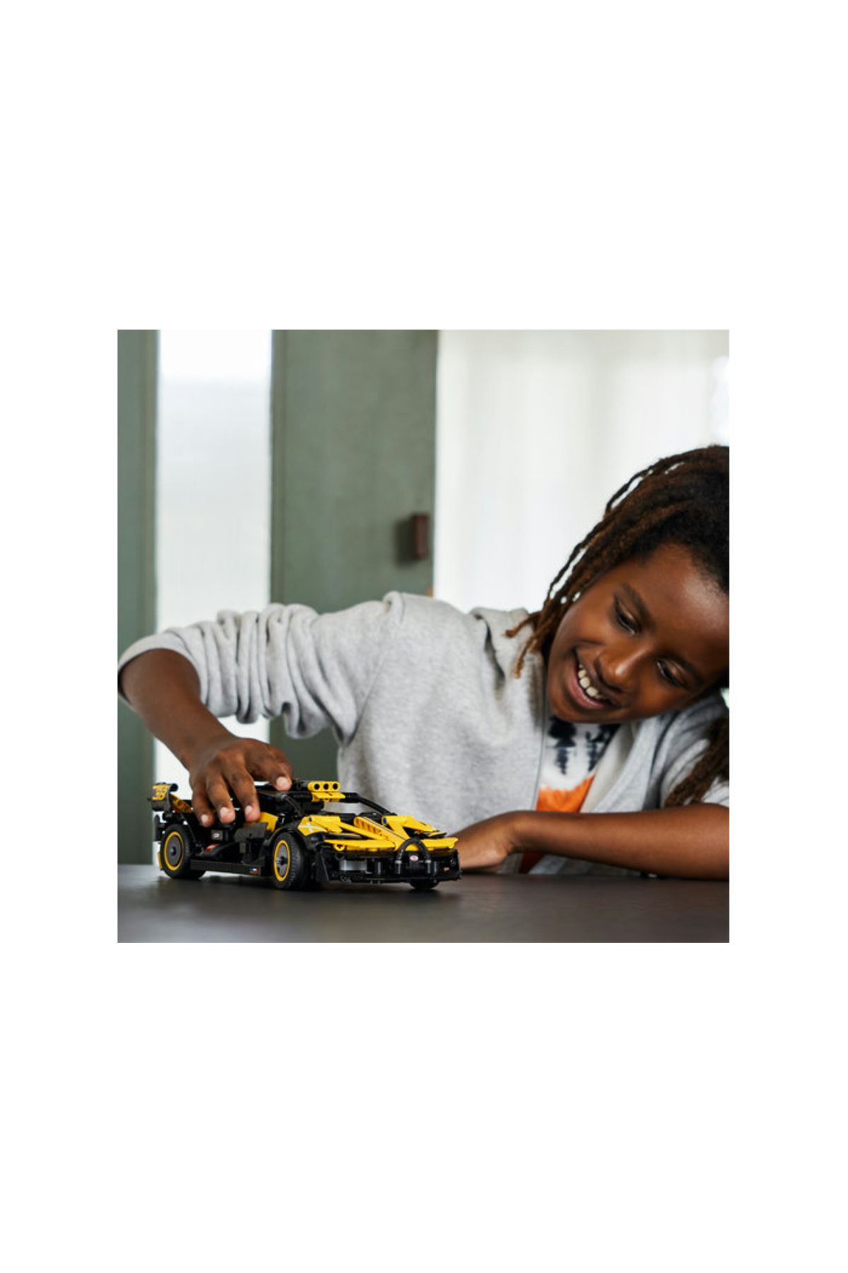 42151 Technic - Bugatti Bolide 905 Parça +9 Yaş - Görsel 5