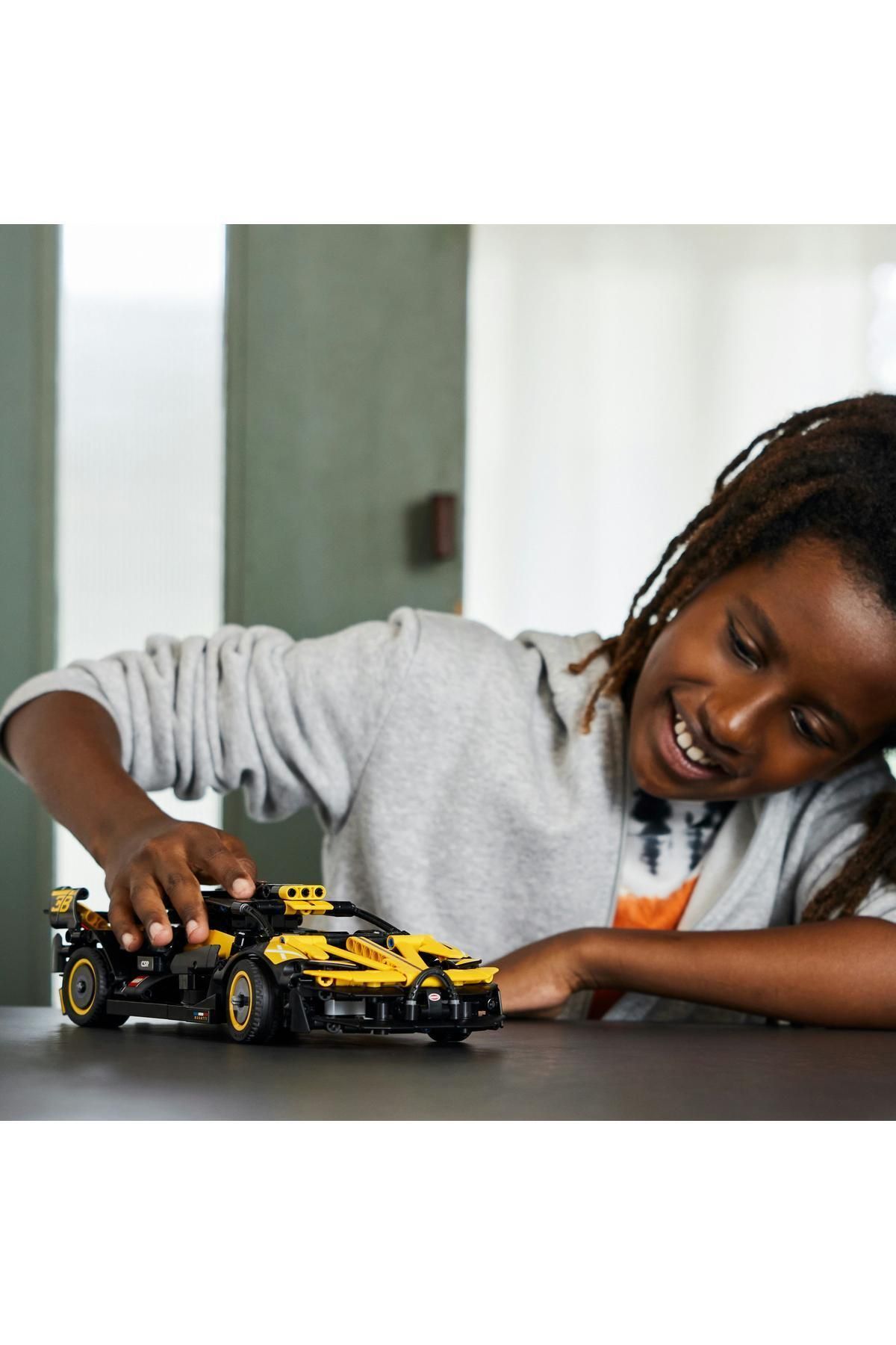 42151 Technic - Bugatti Bolide 905 Parça +9 Yaş - Görsel 8